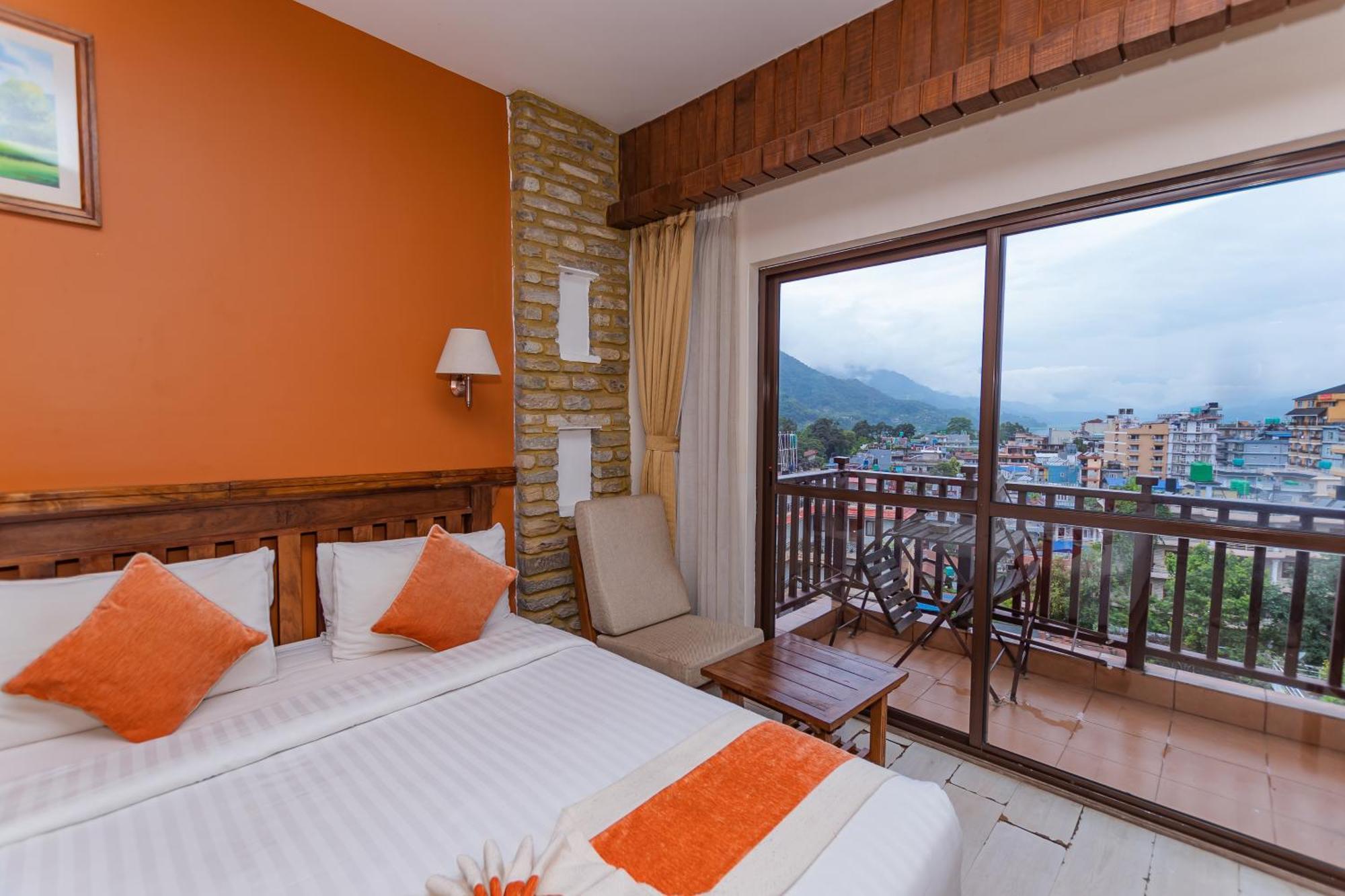 Pokhara Batika Exterior foto
