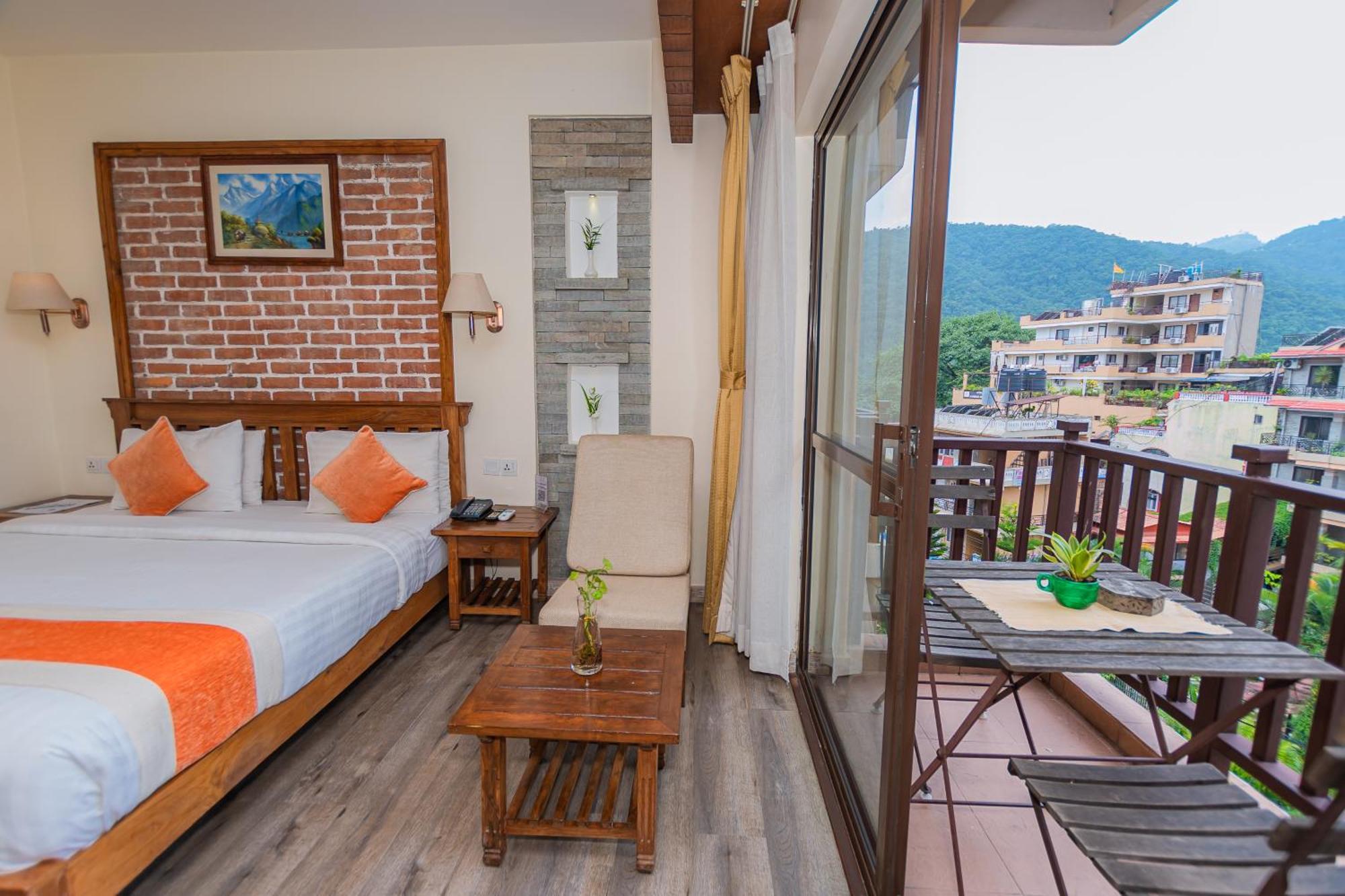 Pokhara Batika Exterior foto