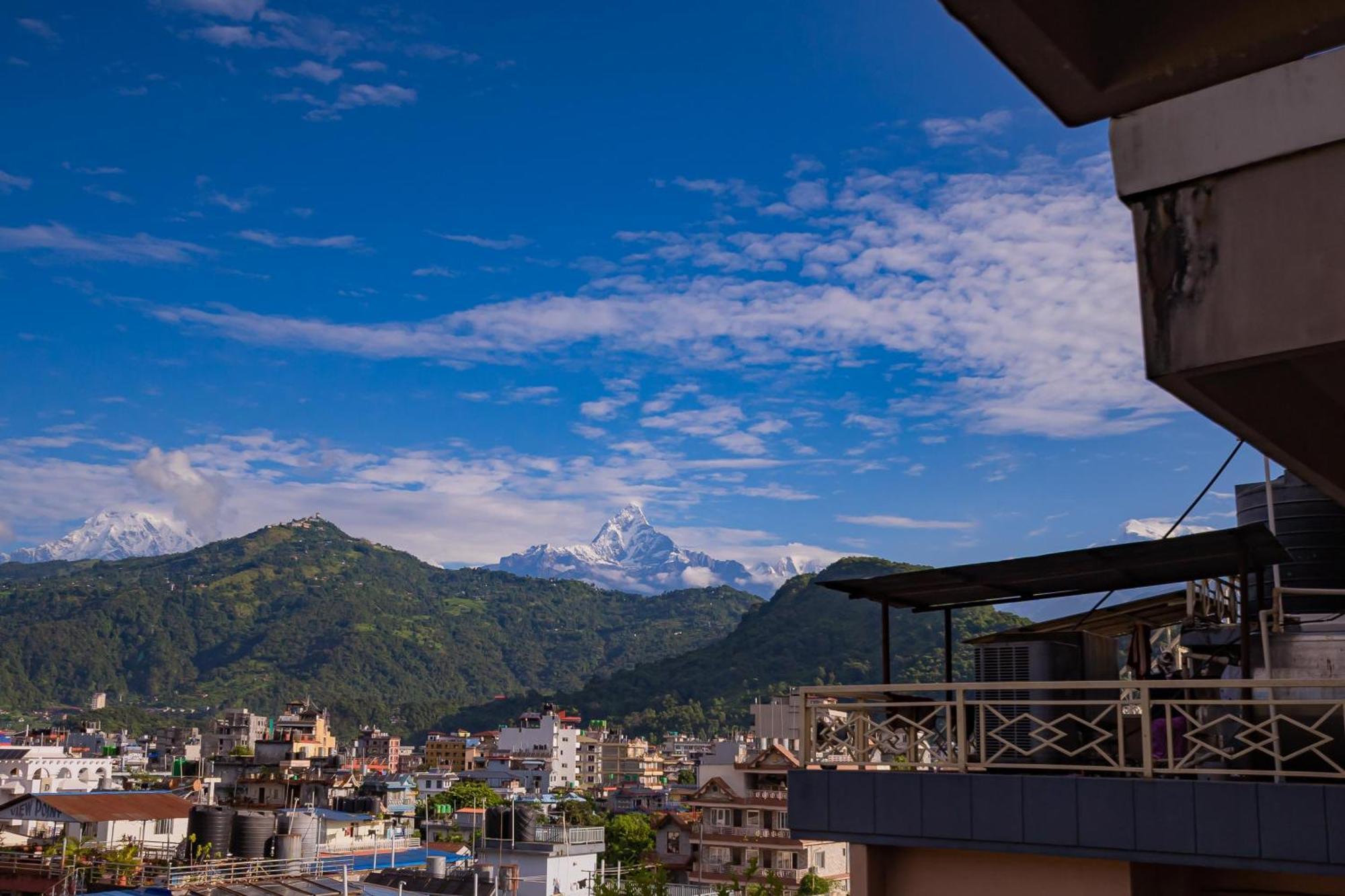 Pokhara Batika Exterior foto