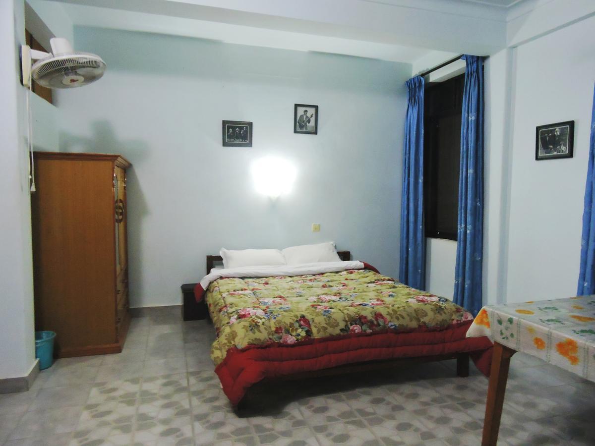 Pokhara Batika Exterior foto
