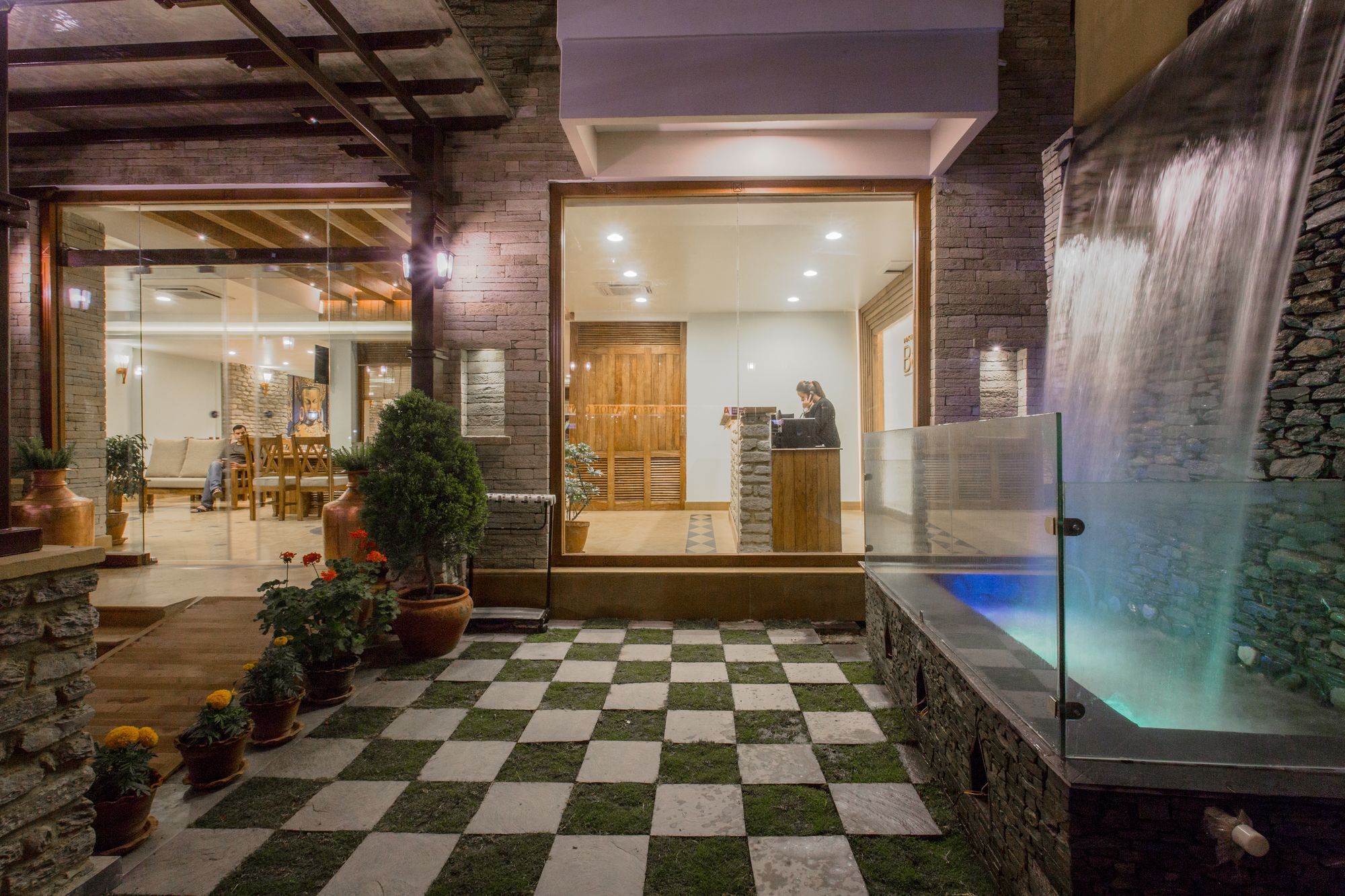 Pokhara Batika Exterior foto